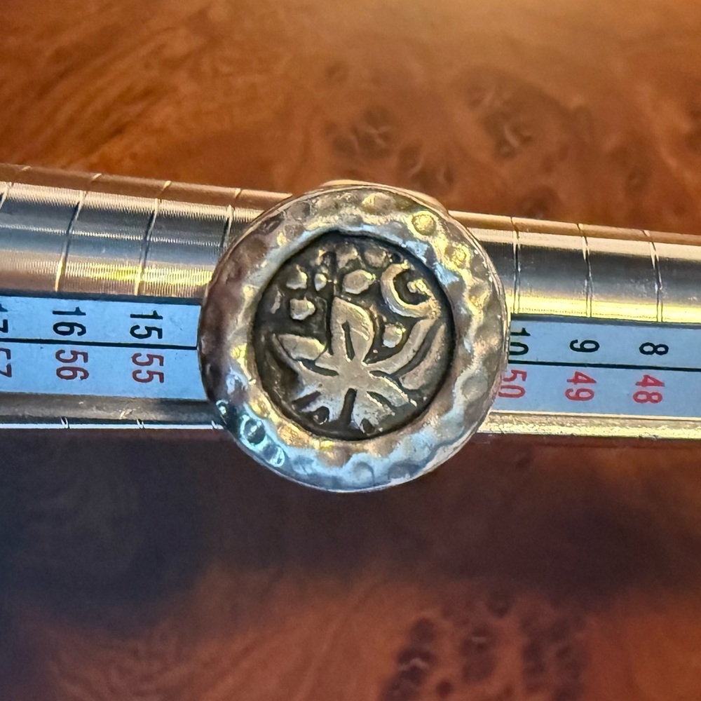 Silpada Sterling Silver Leaf Ring - image 1